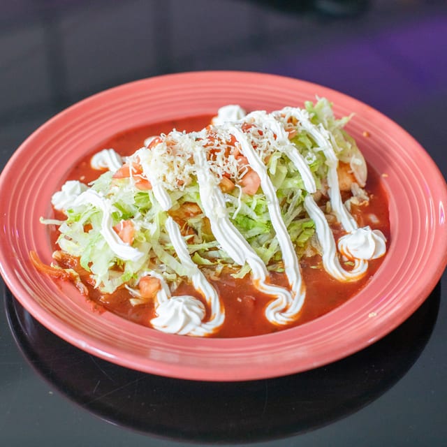 Especial Burrito (Special Burrito).